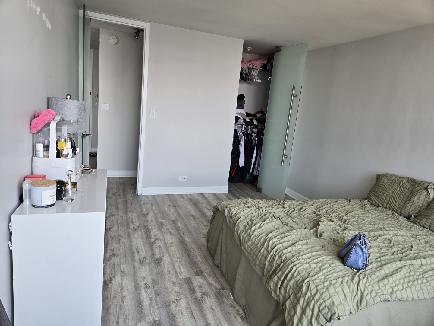 655 West Irving Park Road, Unit 3313 Chicago, IL 60613 - Photo 15 of 26