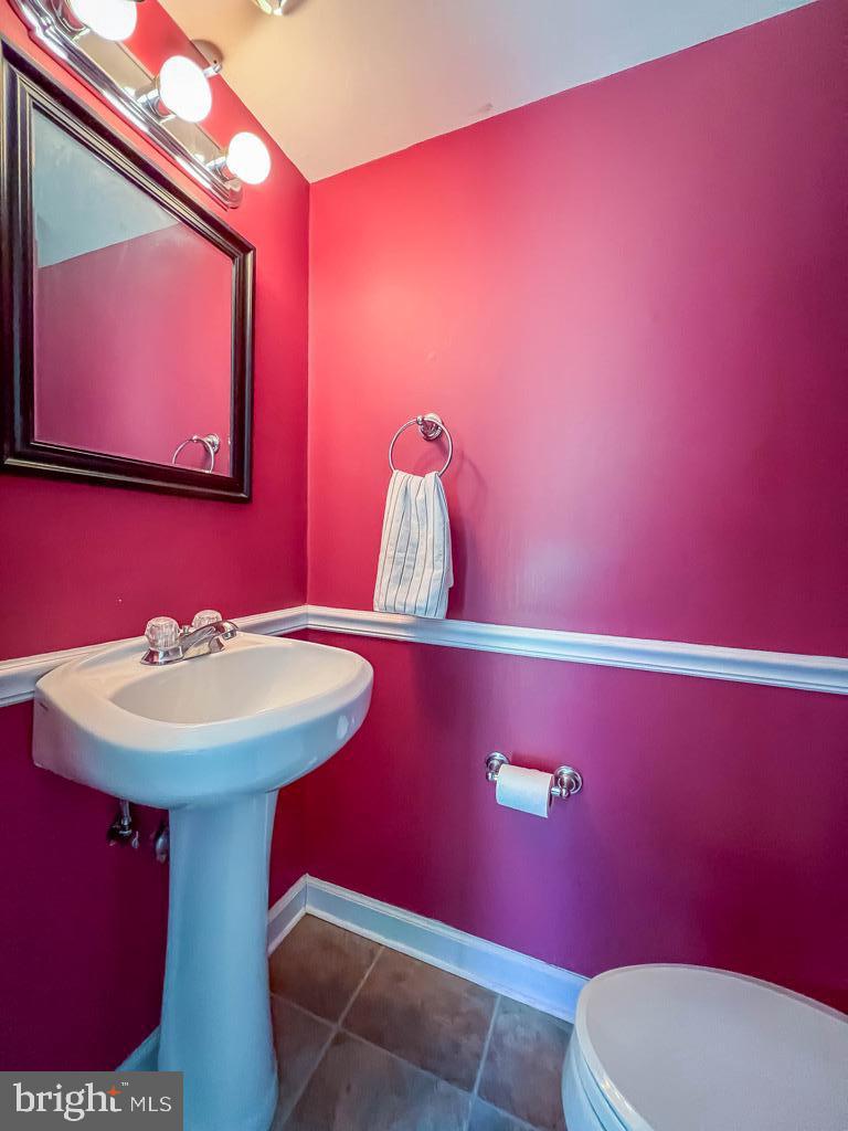 3470 East Gate Place Holland, PA 18966 - Photo 27 of 35 first fl powder room