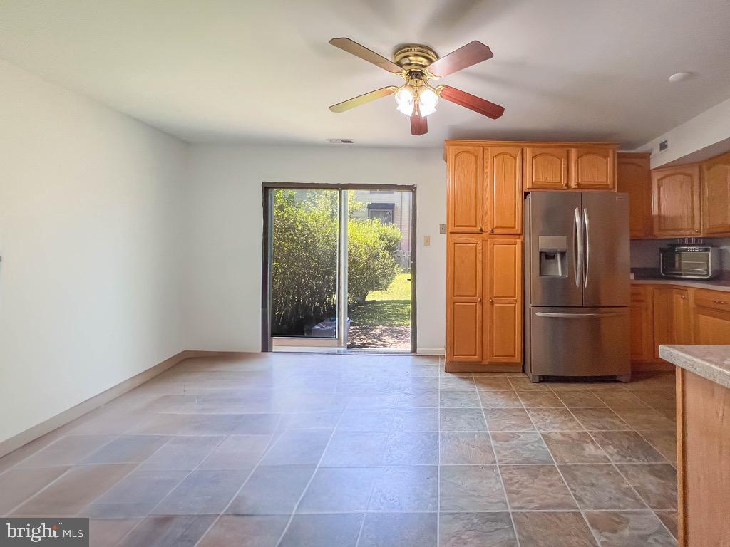 3470 East Gate Place Holland, PA 18966 - Photo 6 of 35 Eat in kitchen area
