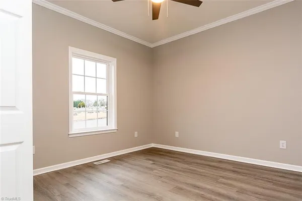 $399,000 | 129 East Oakdale Street, Mount Airy, NC 27030