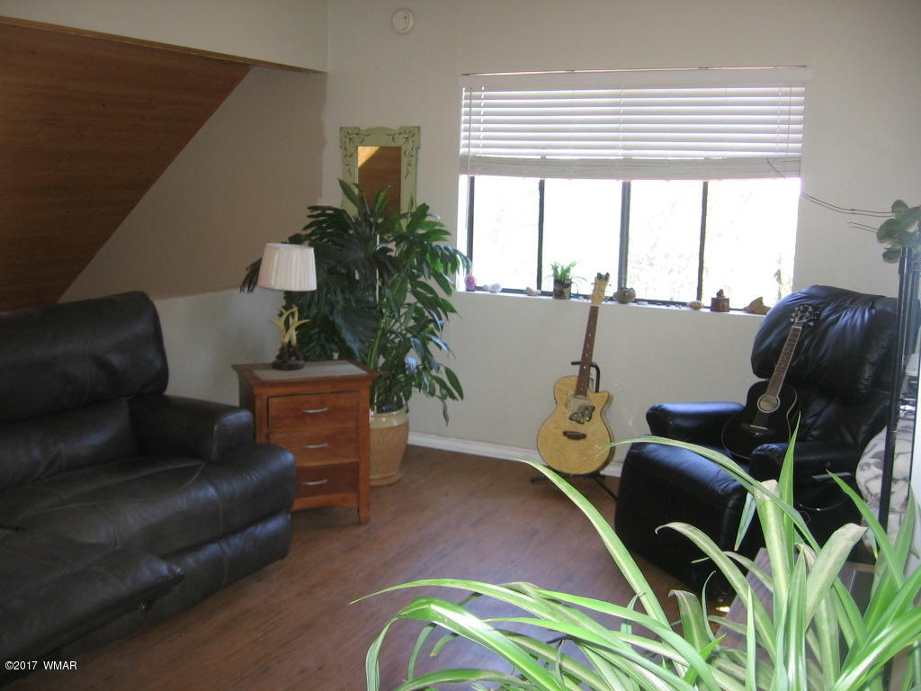 1731 Thistle Road Show Low, AZ 85901 - Photo 13 of 39