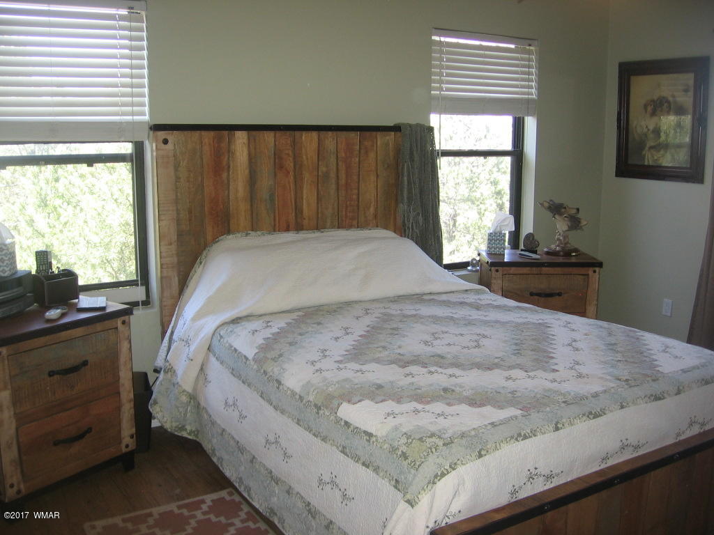 1731 Thistle Road Show Low, AZ 85901 - Photo 16 of 39