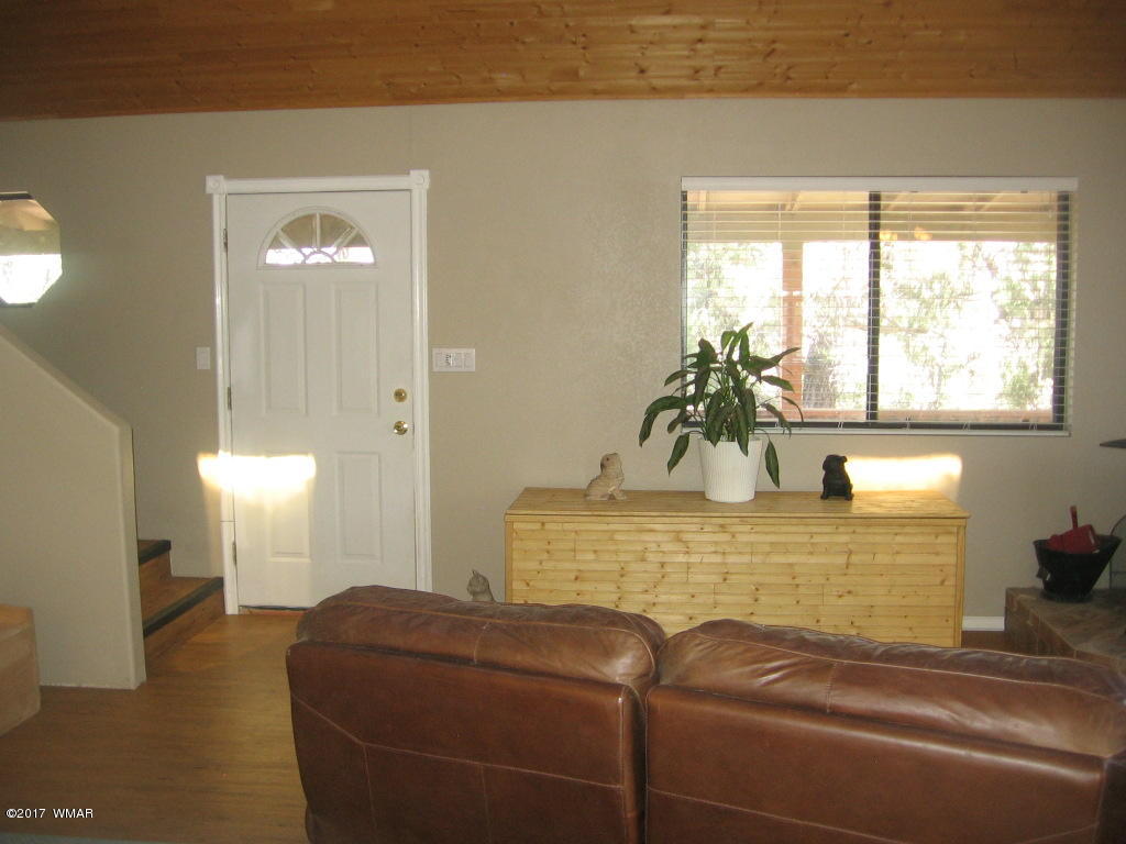 1731 Thistle Road Show Low, AZ 85901 - Photo 5 of 39