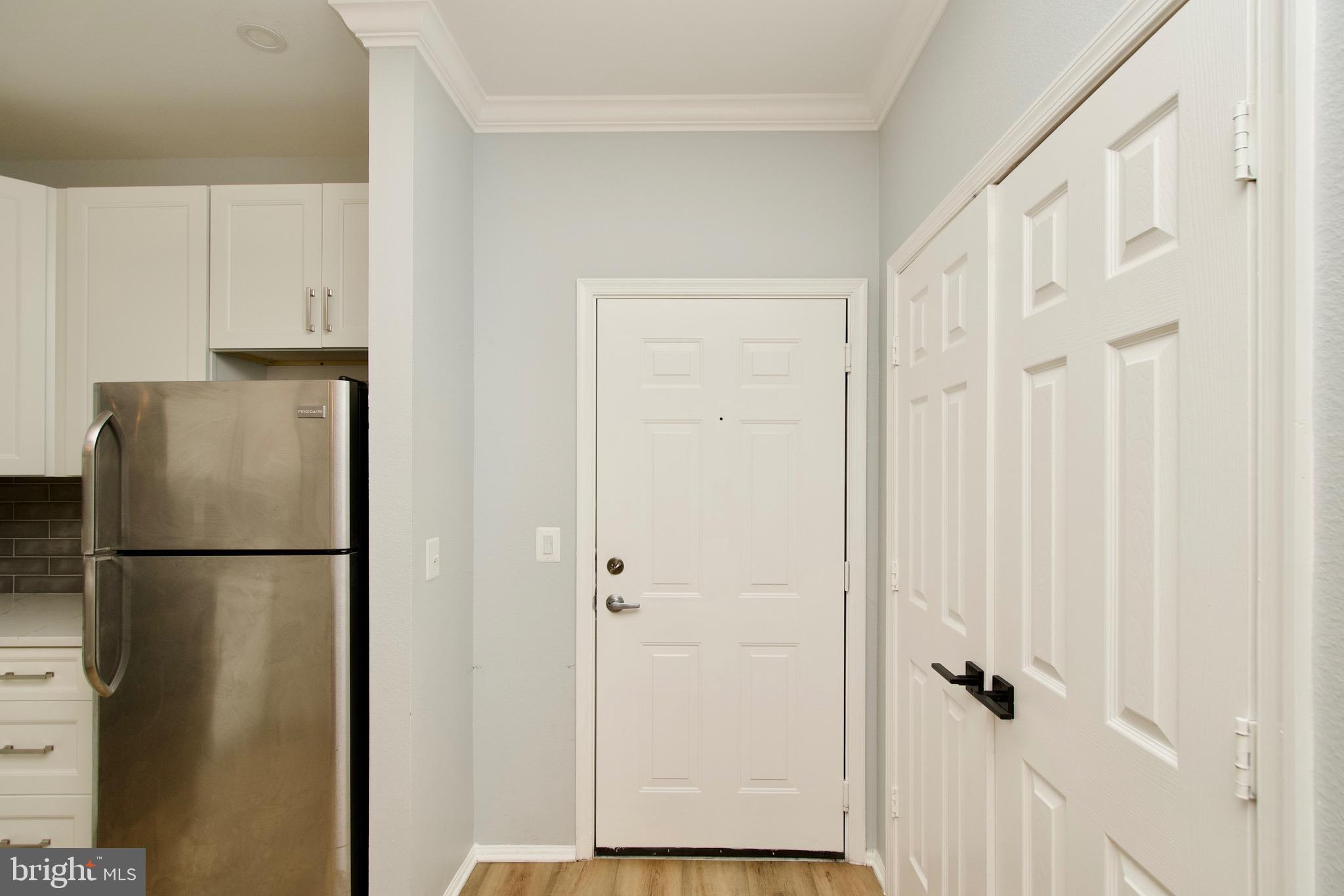 3003 Nicosh Circle, Unit 3106 Falls Church, VA 22042 - Photo 8 of 25