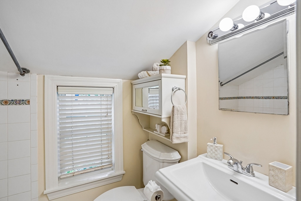 1 Constitution Road Lexington, MA 02421 - Photo 24 of 34 Gallery Image 24
