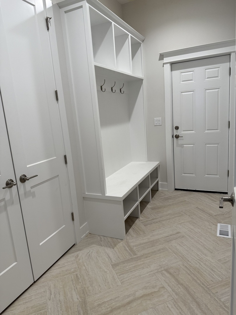 740 Berkley Avenue Elmhurst, IL 60126 - Photo 17 of 36