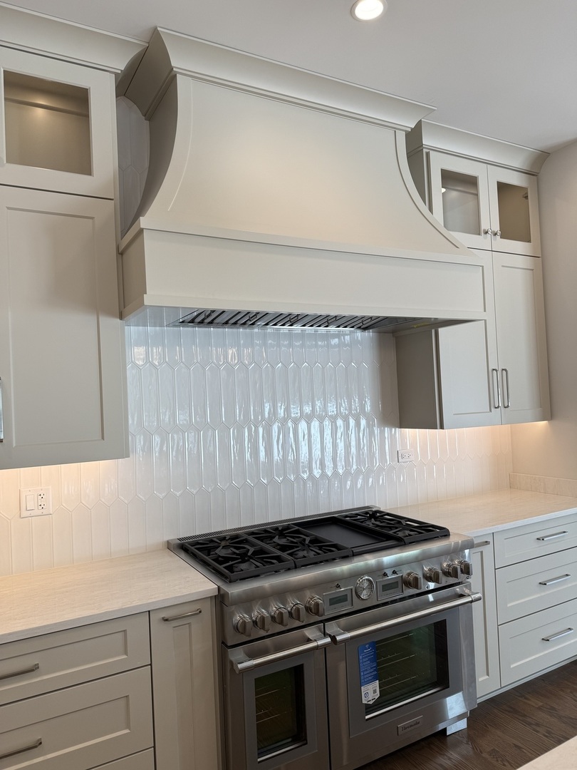 740 Berkley Avenue Elmhurst, IL 60126 - Photo 6 of 36