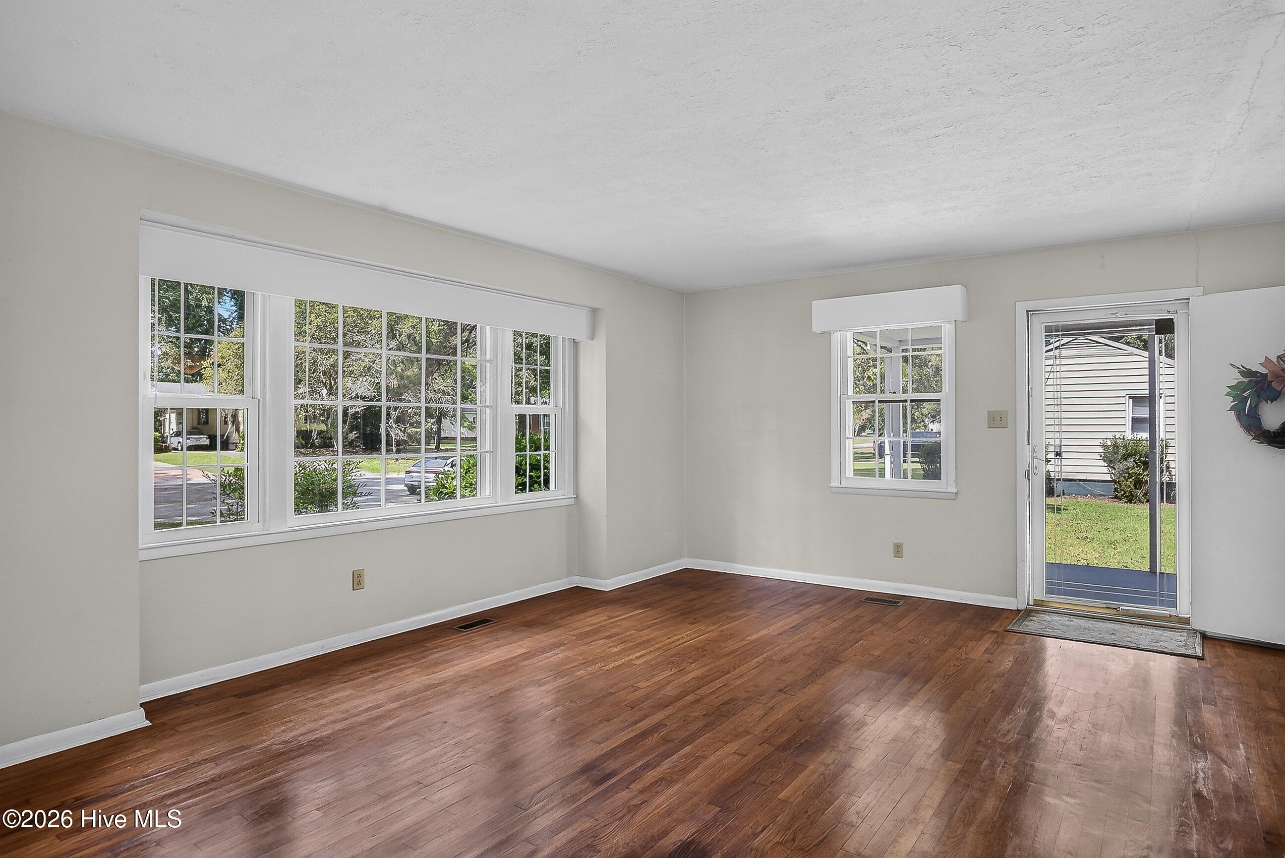 300 Decatur Road Jacksonville, NC 28540 - Photo 7 of 38 Gallery Image 7