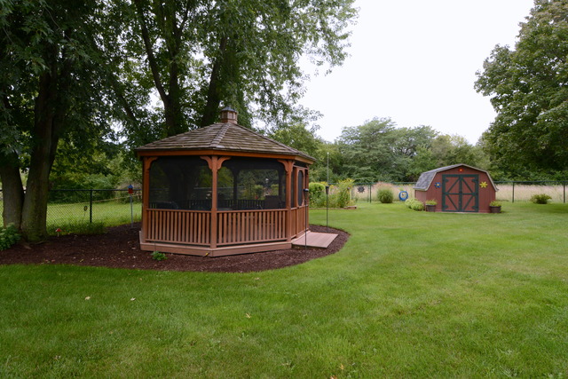 2485 A Bristol Ridge Road Bristol, IL 60512 - Photo 17 of 21