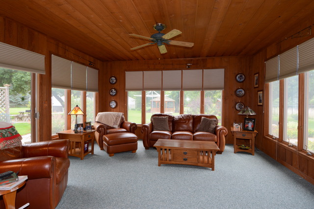 2485 A Bristol Ridge Road Bristol, IL 60512 - Photo 3 of 21