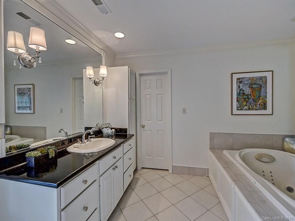 3100 Wickersham Road Charlotte, NC 28211 - Photo 14 of 25