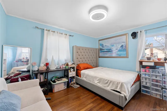 $769,000 | 135 Casper Street, Valley Stream, NY 11580