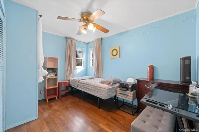 $769,000 | 135 Casper Street, Valley Stream, NY 11580