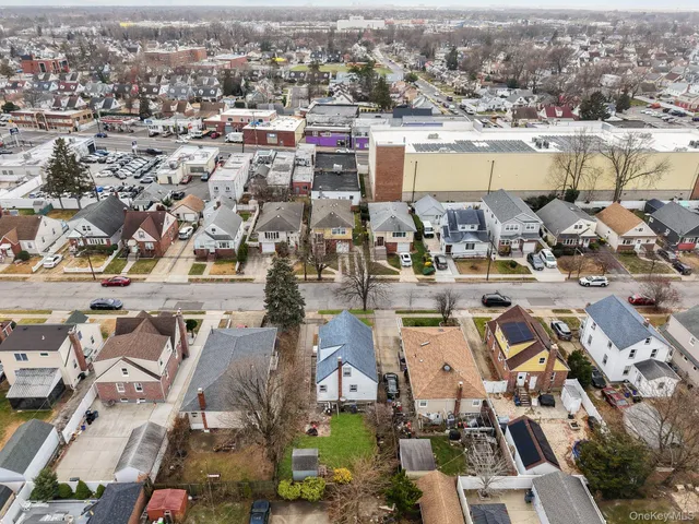 $769,000 | 135 Casper Street, Valley Stream, NY 11580