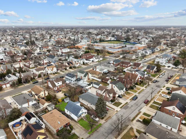 $769,000 | 135 Casper Street, Valley Stream, NY 11580