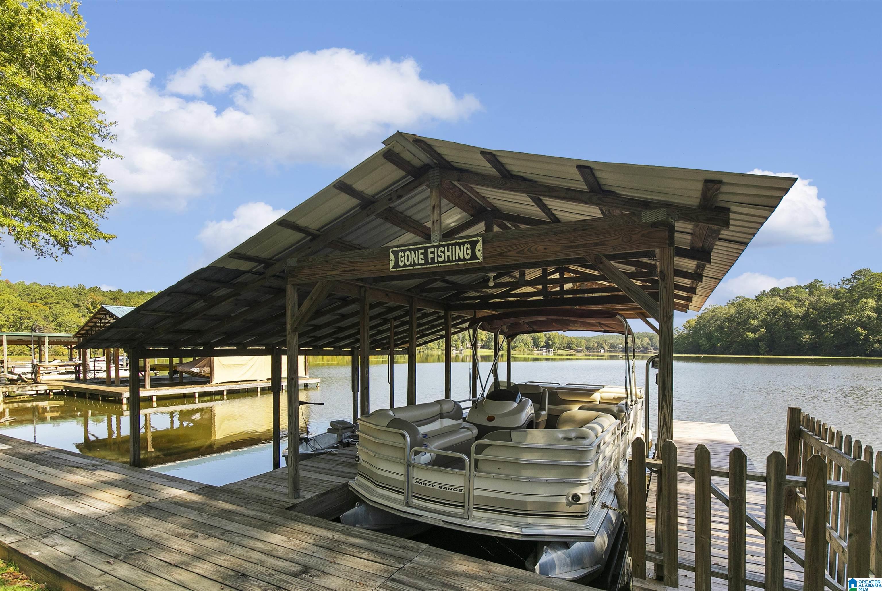 1398 White Oak Road Sylacauga, AL 35151 - Photo 4 of 49