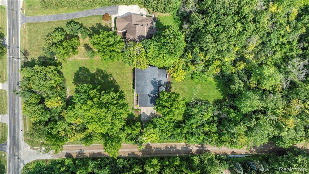 8601 Bridge Road Grosse Ile, MI 48138 - Photo 48 of 62 Gallery Image 48