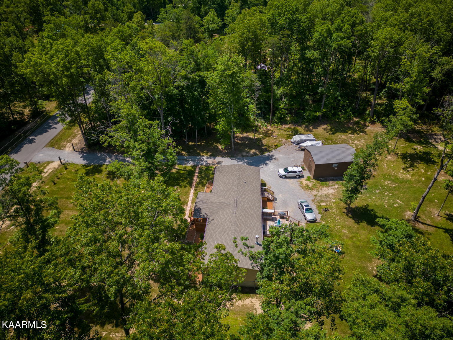 385 Tabletop Road Monterey, TN 38574 - Photo 31 of 35 31-web-or-mls-DJI_0080-HDR