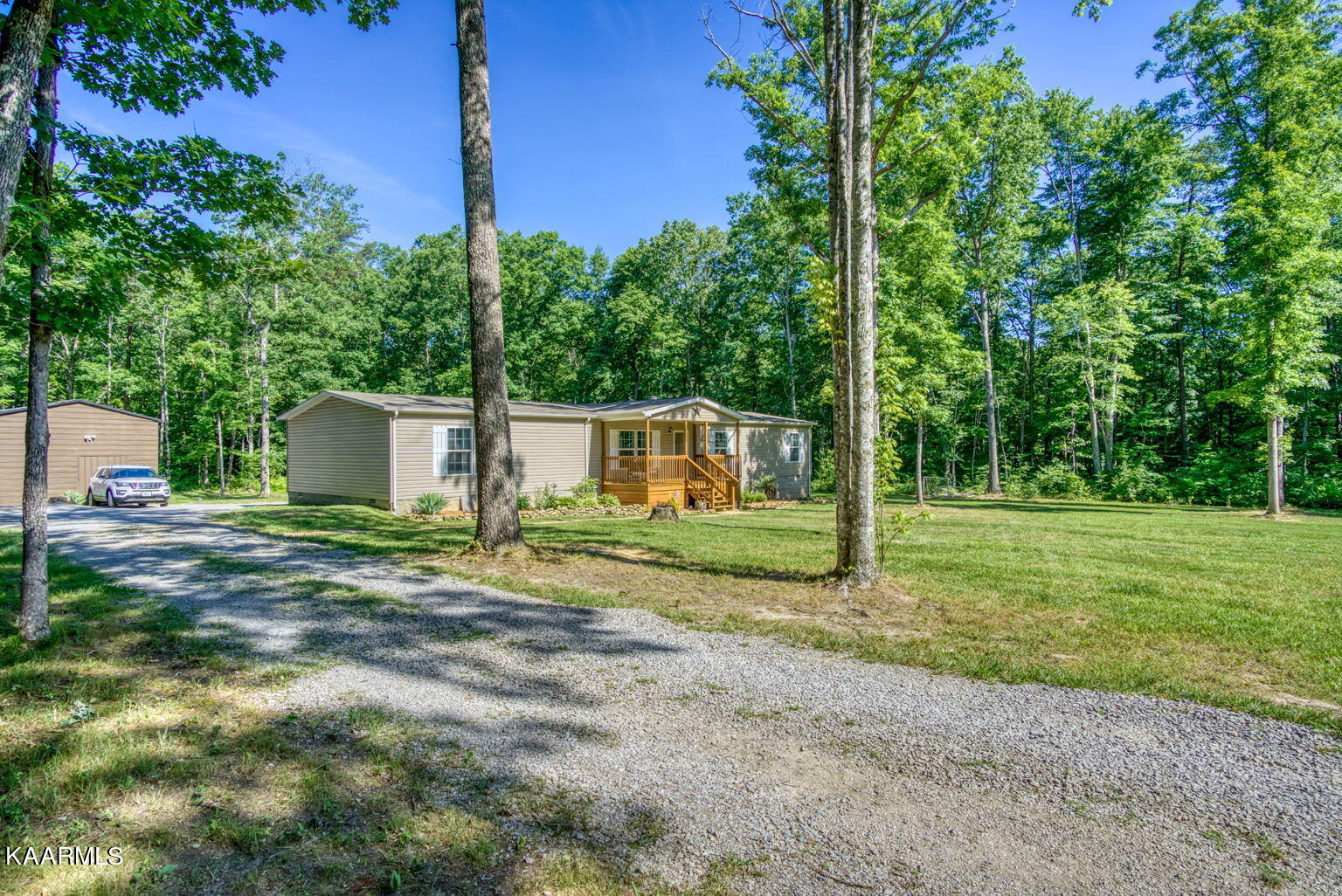 385 Tabletop Road Monterey, TN 38574 - Photo 6 of 35 2-web-or-mls-_DSC3049_3