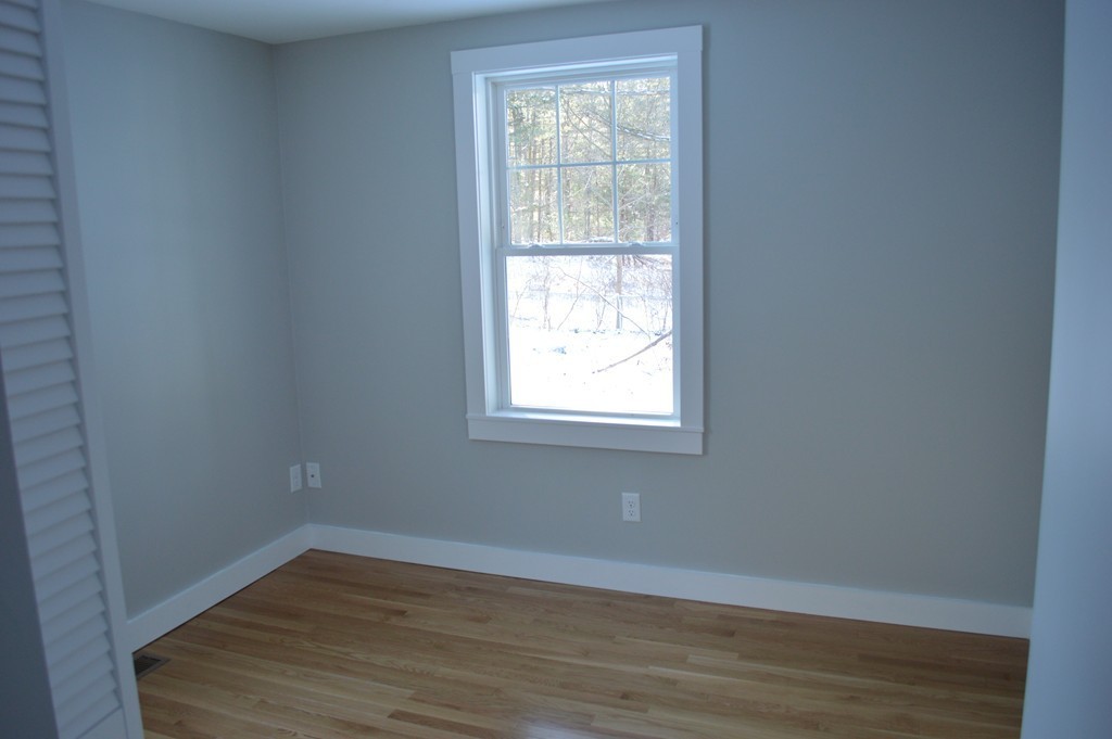 138 Rhode Island Road Lakeville, MA 02347 - Photo 12 of 20 Gallery Image 12