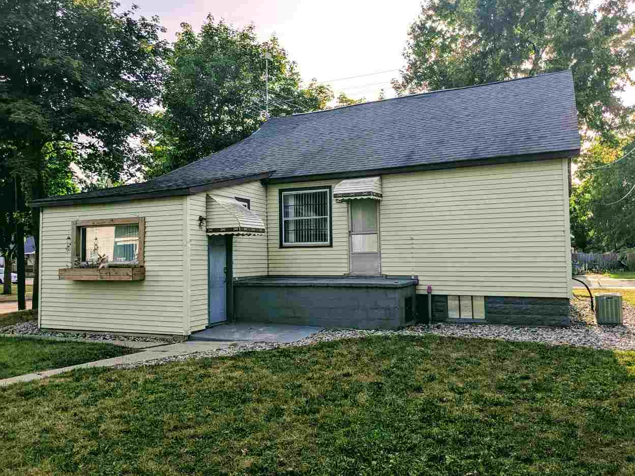 423 Ingraham Street Bay City, MI 48708 - Photo 2 of 22