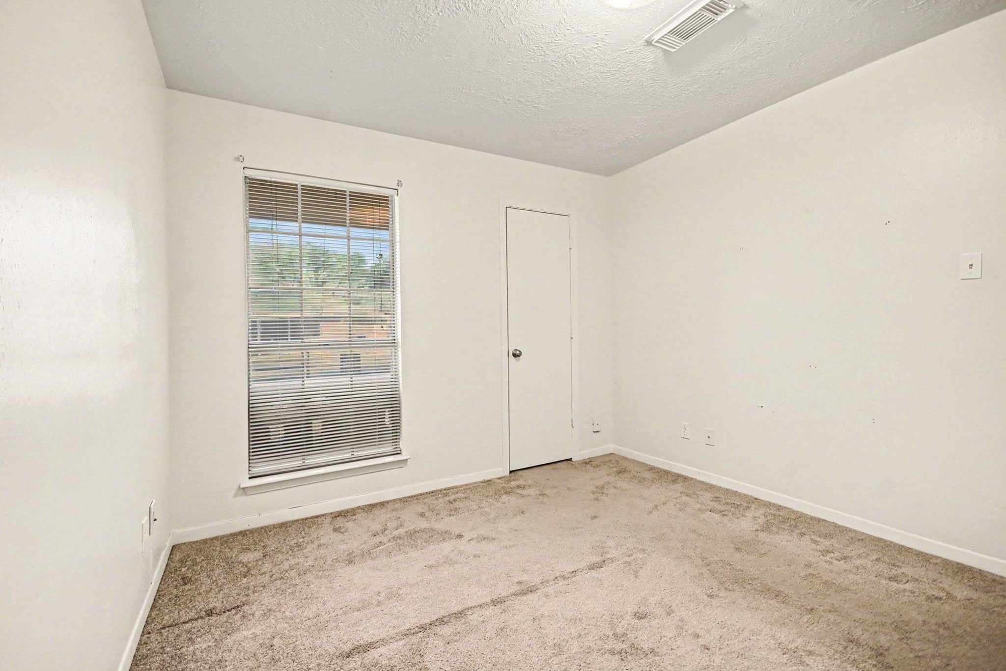 4123 Bermuda Drive Pasadena, TX 77503 - Photo 25 of 40 Bedroom