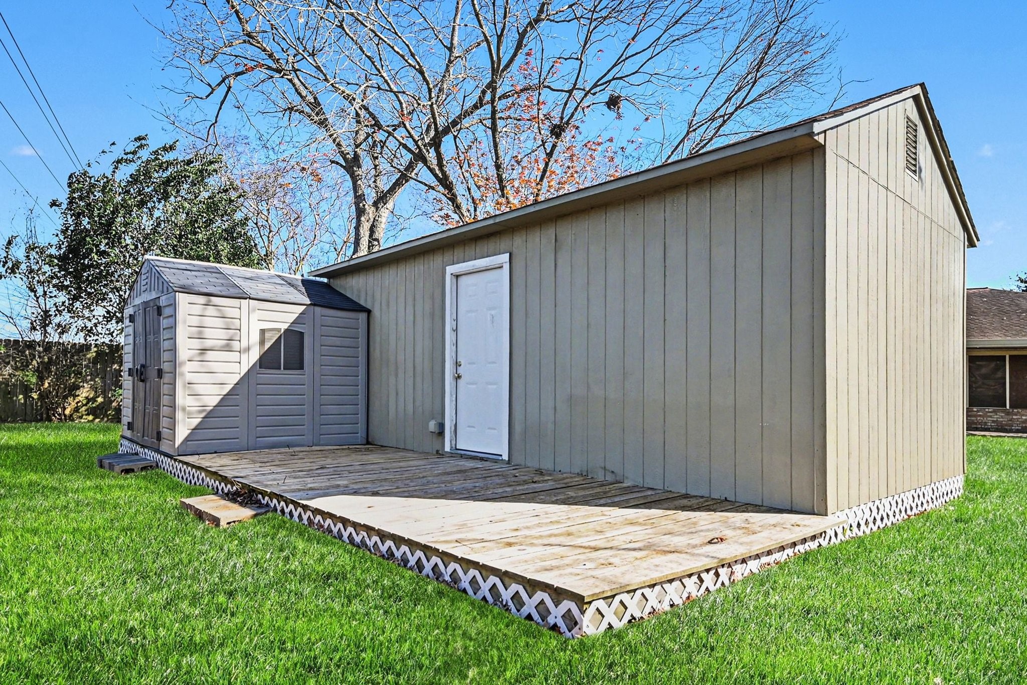 4123 Bermuda Drive Pasadena, TX 77503 - Photo 34 of 40 Deck behind Studio / Workshop