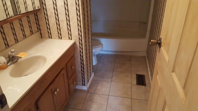 2909 Rouark Circle Indianapolis, IN 46229 - Photo 8 of 10 Gallery Image 8