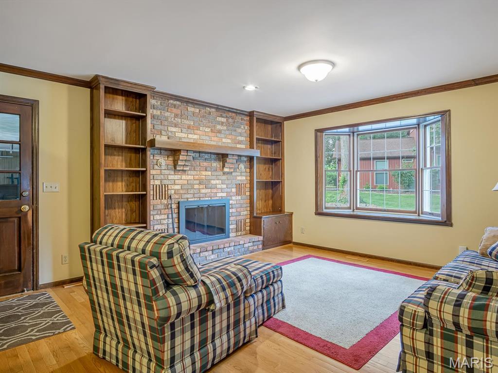 307 John Henry Road Belleville, IL 62220 - Photo 12 of 36 Gallery Image 12