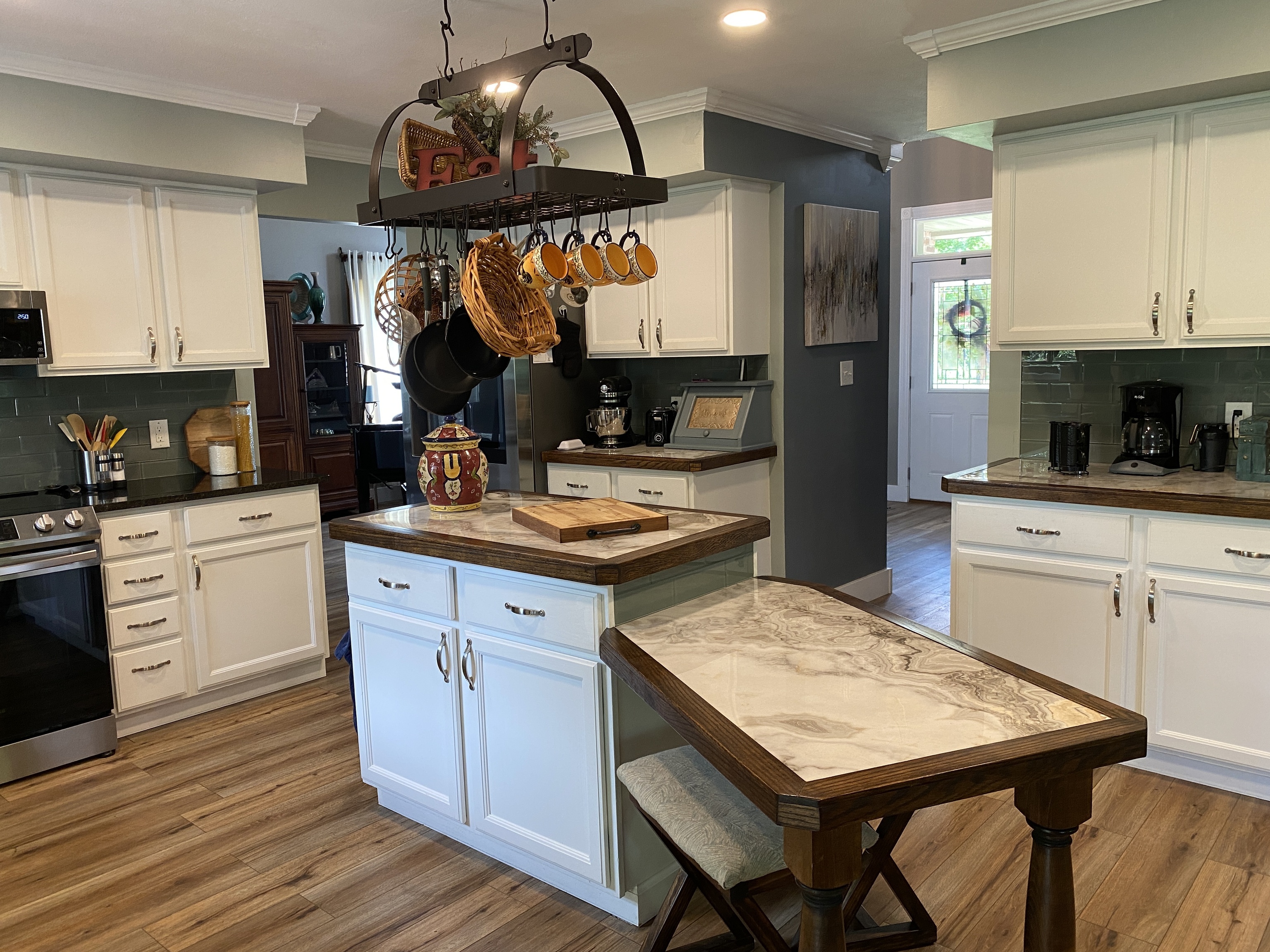 4395 River Road Columbus, IN 47203 - Photo 12 of 46
