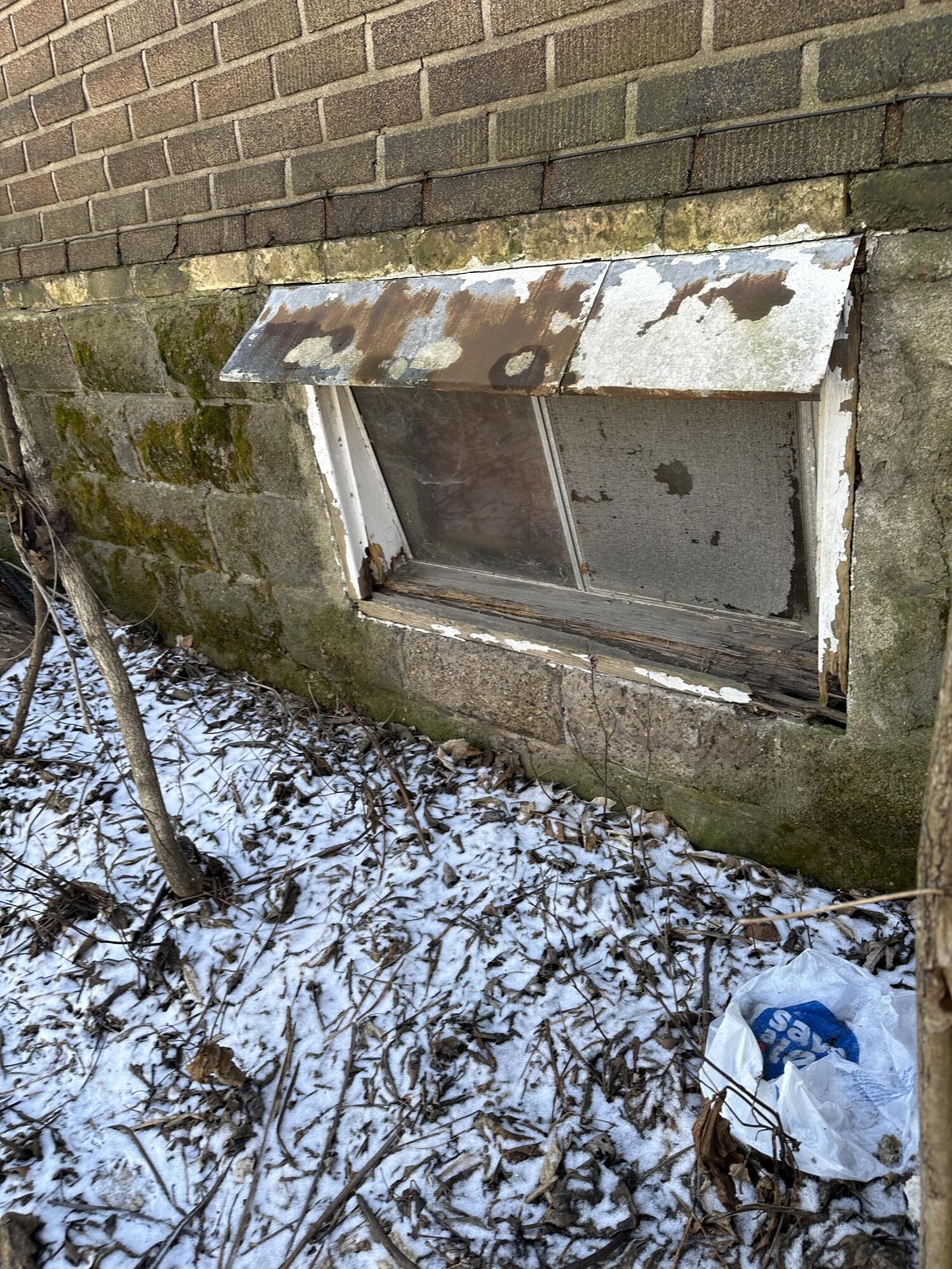 160 Clark Road Gary, IN 46406 - Photo 11 of 16 a view of a garage
