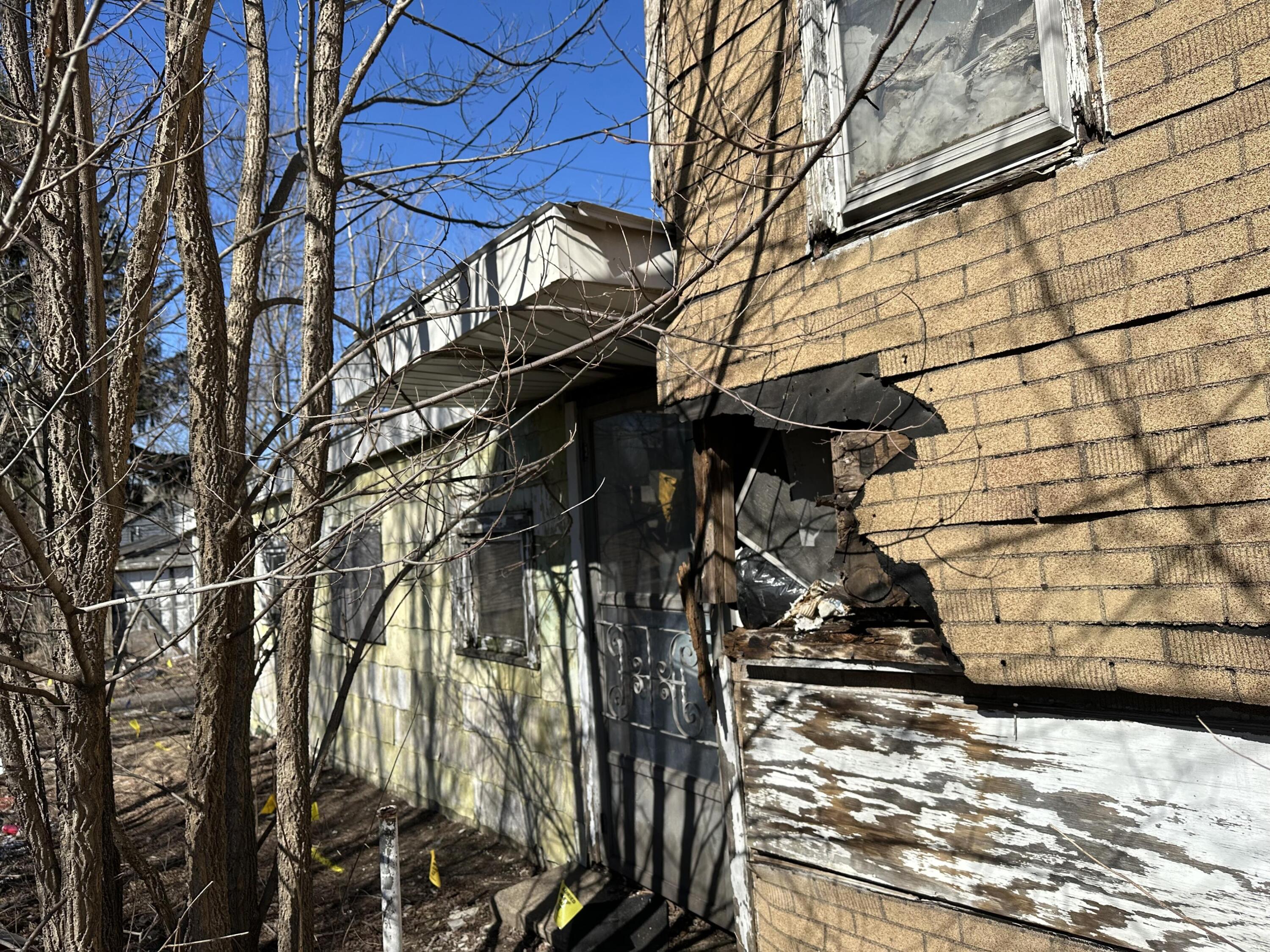 160 Clark Road Gary, IN 46406 - Photo 8 of 16 a view of entryway with wooden fence
