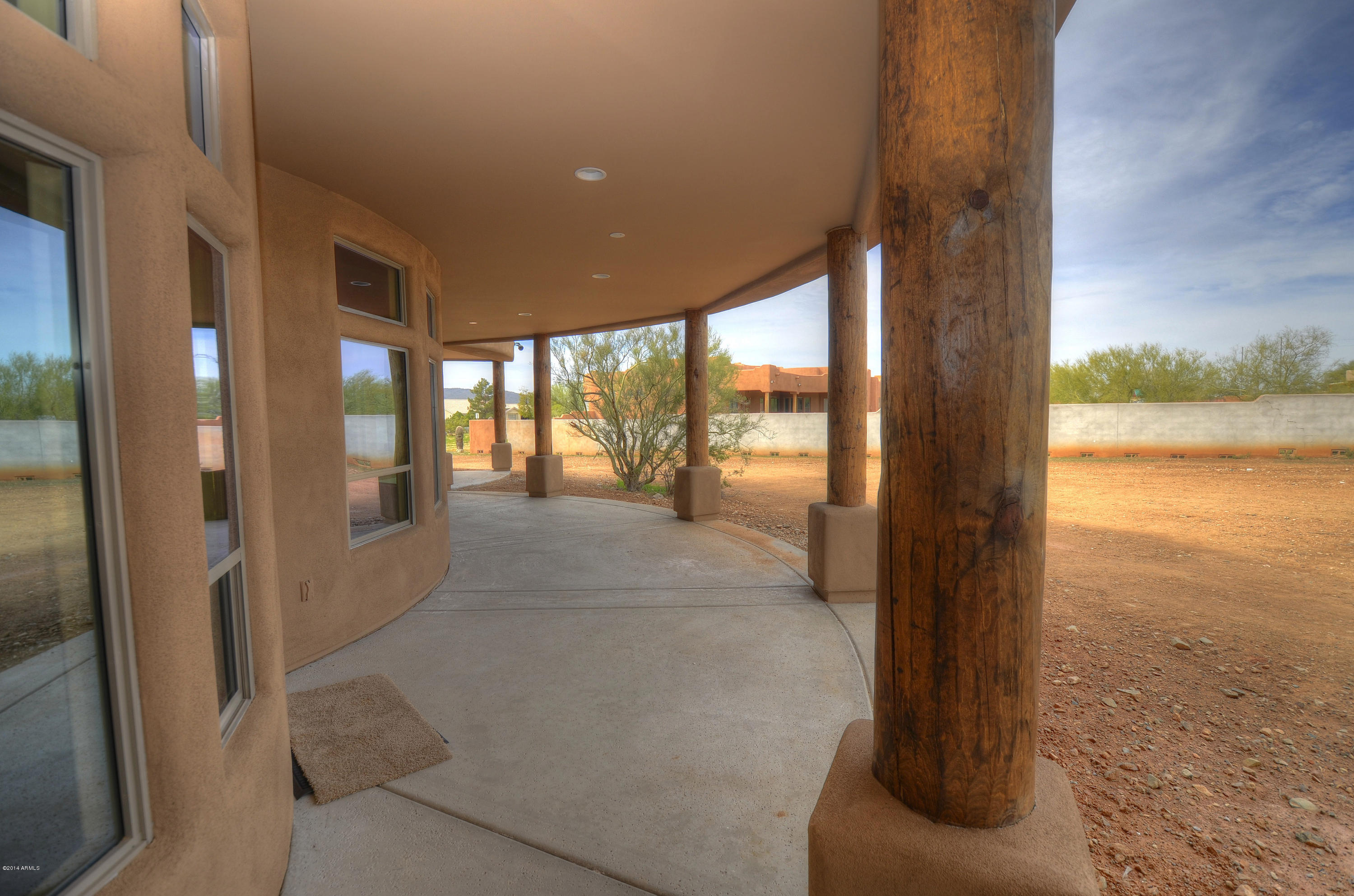 40 East Irvine Road Phoenix, AZ 85086 - Photo 9 of 32 1 Patio