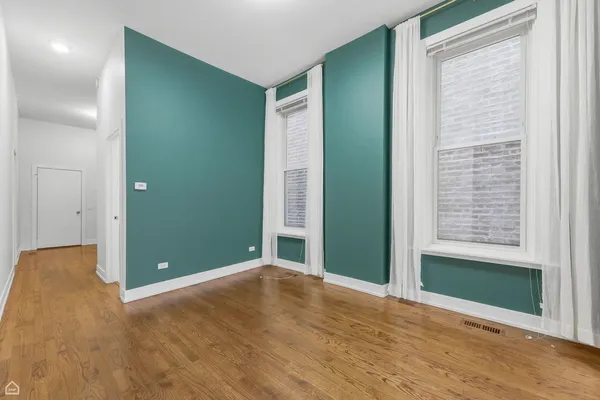 $2,500 | 2523 West Chicago Avenue, Unit 1, Chicago, IL 60622