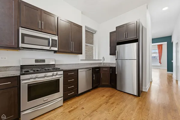 $2,500 | 2523 West Chicago Avenue, Unit 1, Chicago, IL 60622