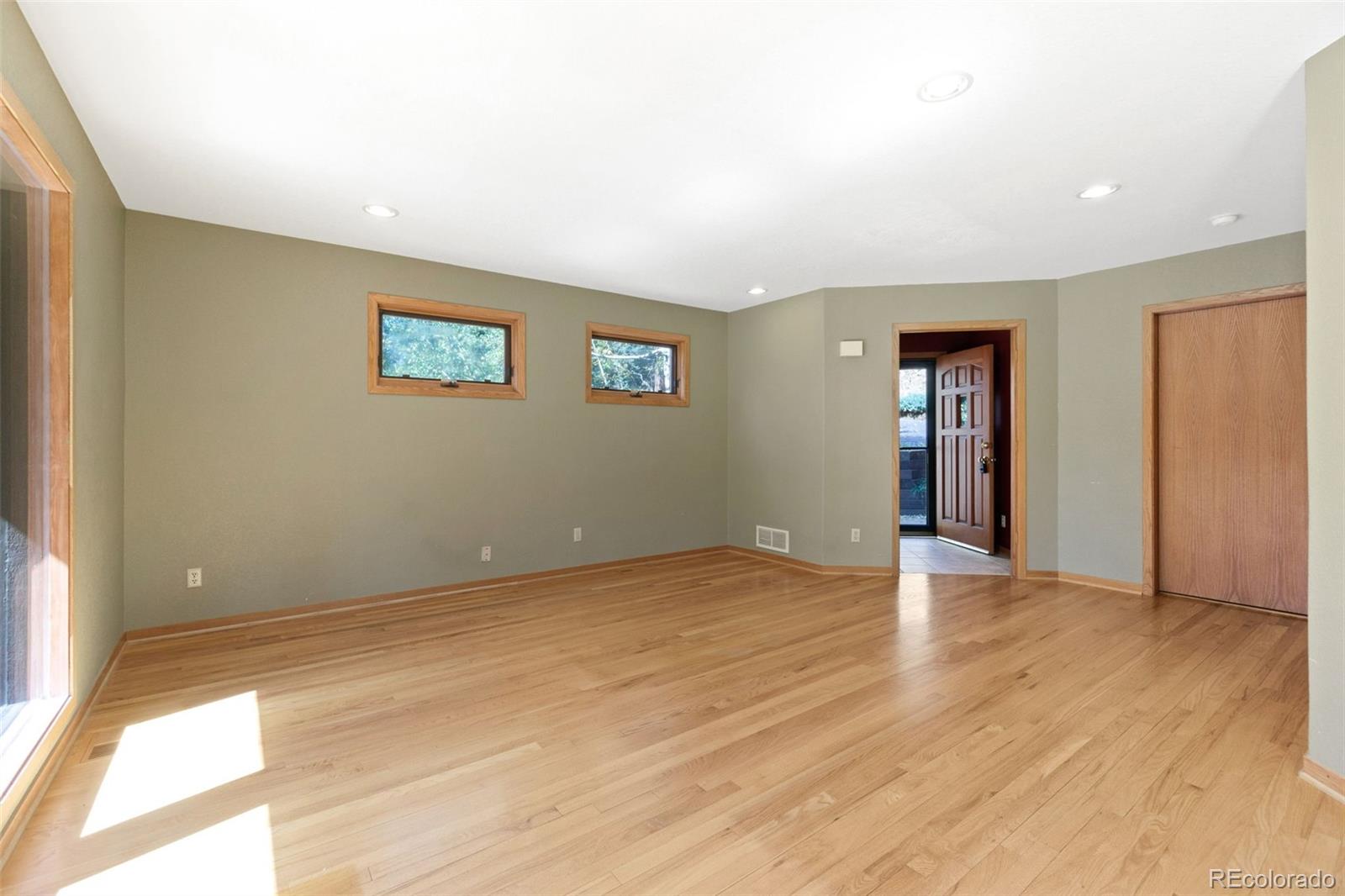 32438 Little Cub Road Evergreen, CO 80439 - Photo 6 of 34