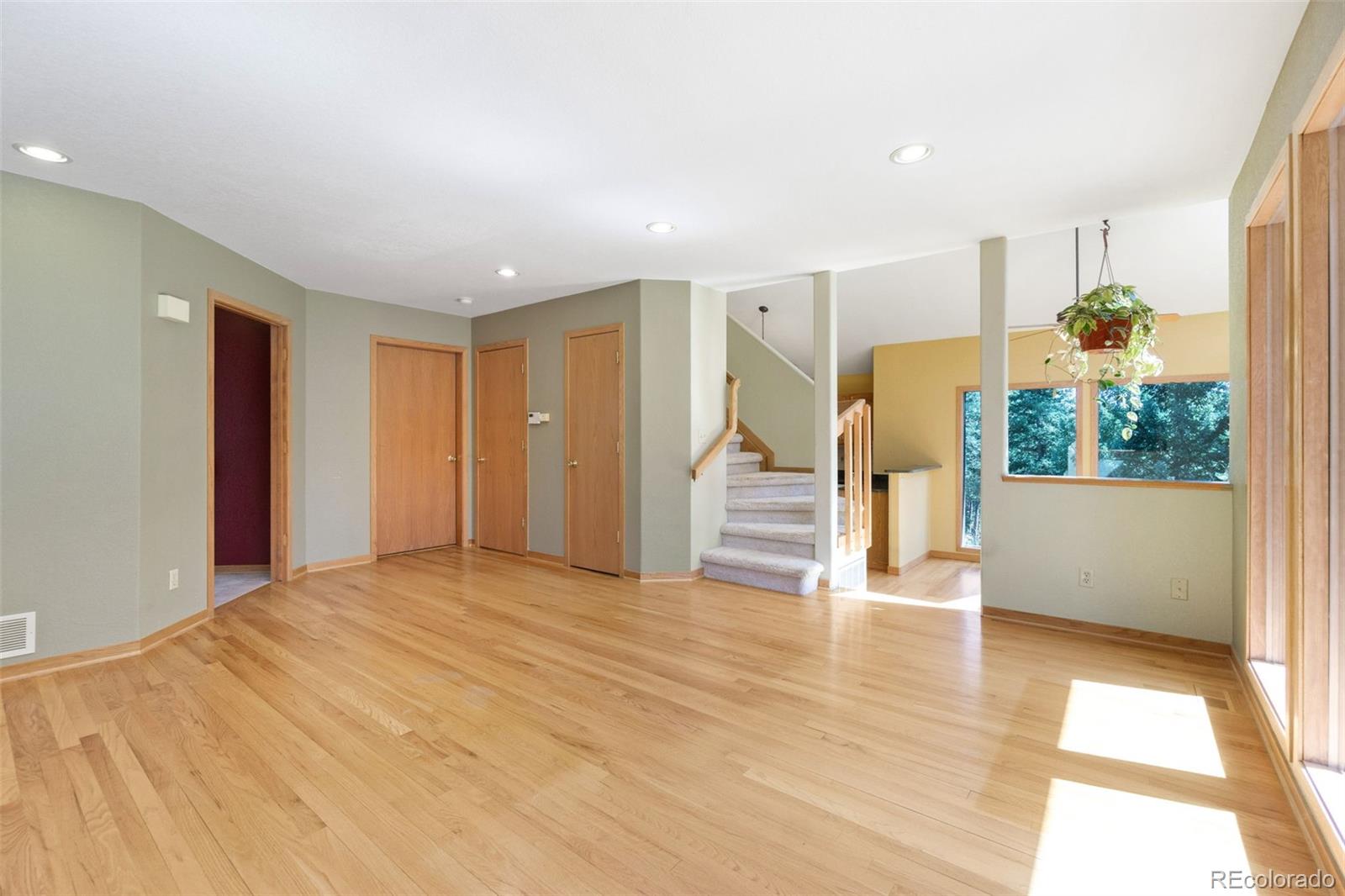 32438 Little Cub Road Evergreen, CO 80439 - Photo 7 of 34