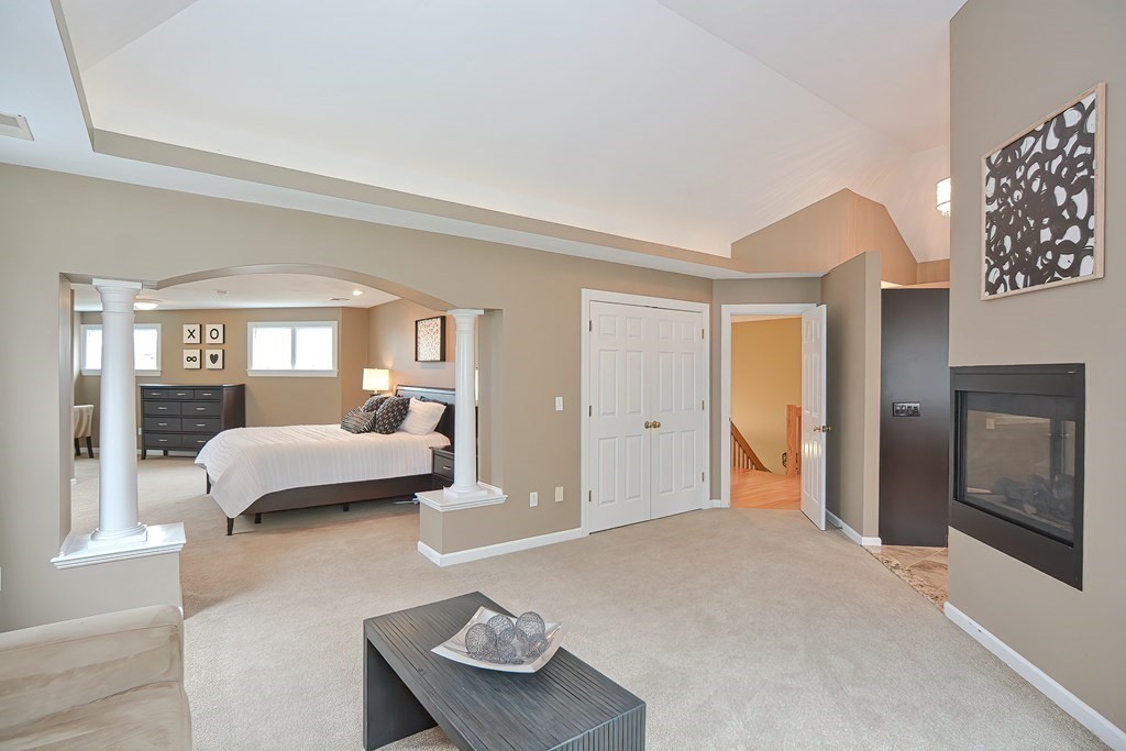 33 Rocky Woods Road Hopkinton, MA 01748 - Photo 23 of 42
