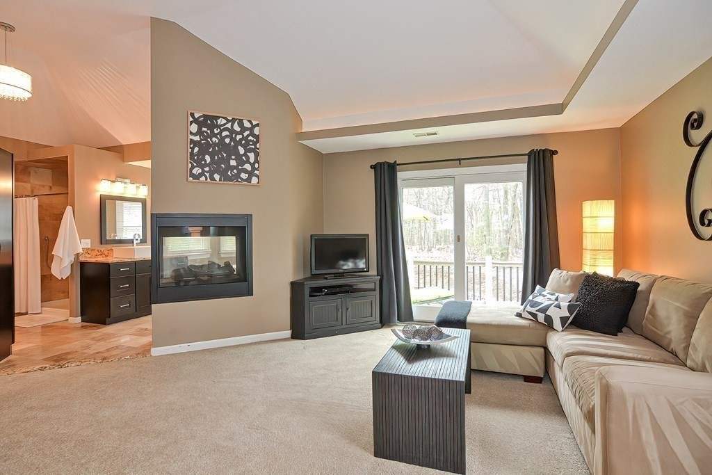 33 Rocky Woods Road Hopkinton, MA 01748 - Photo 25 of 42