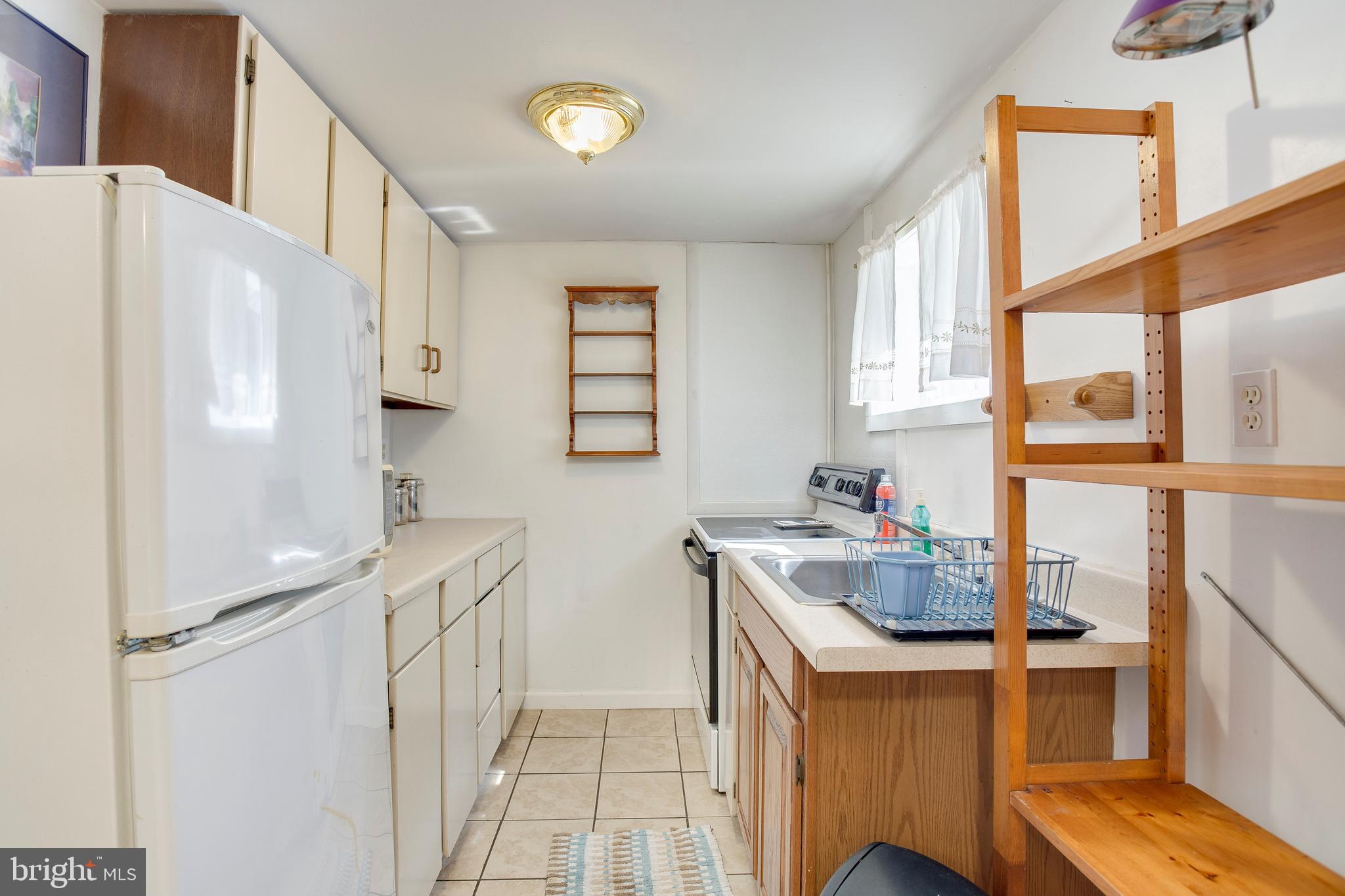 730 Londontown Road Edgewater, MD 21037 - Photo 36 of 43 Kitchen