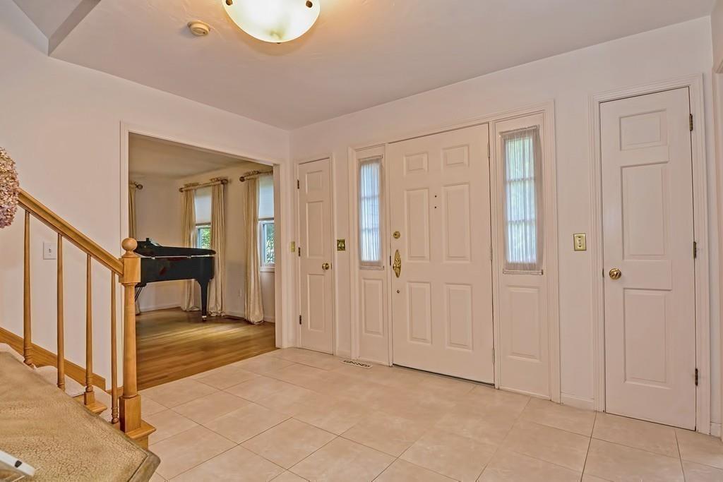 23 King Philip Road Sharon, MA 02067 - Photo 15 of 32 Gallery Image 15