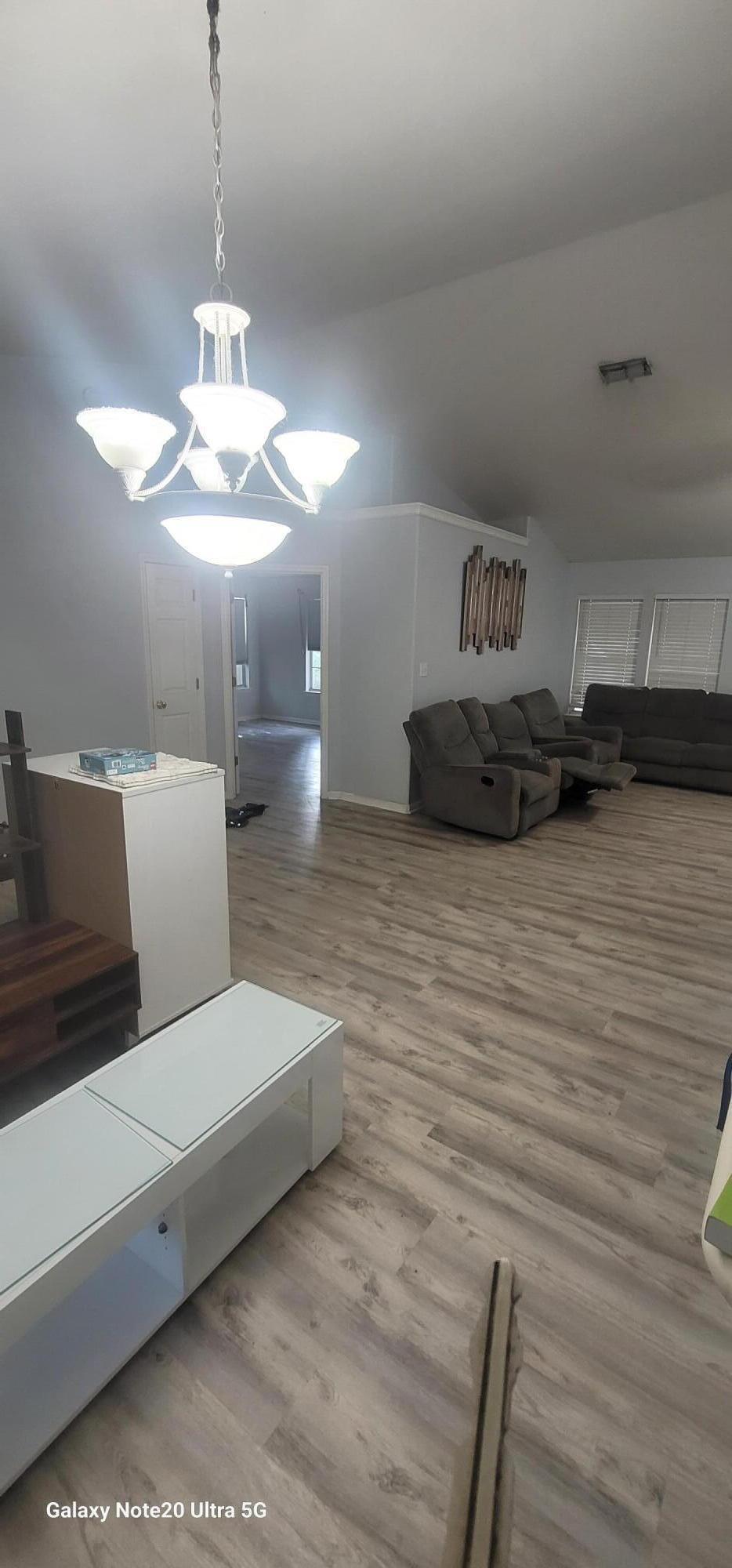 10 Cardinal Court Palm Coast, FL 32137 - Photo 21 of 32 LIVING 8