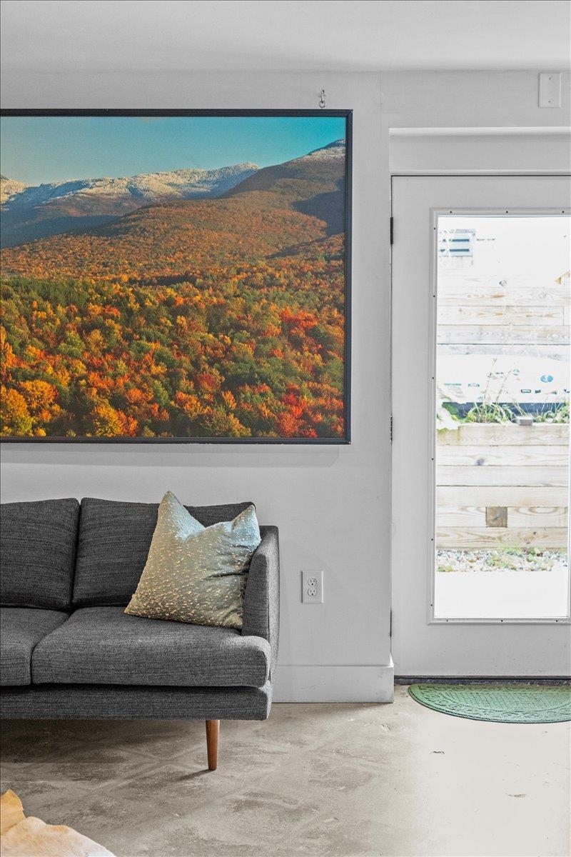 454 Mountain Road, Unit 8 Stowe, VT 05672 - Photo 7 of 49 Gallery Image 7