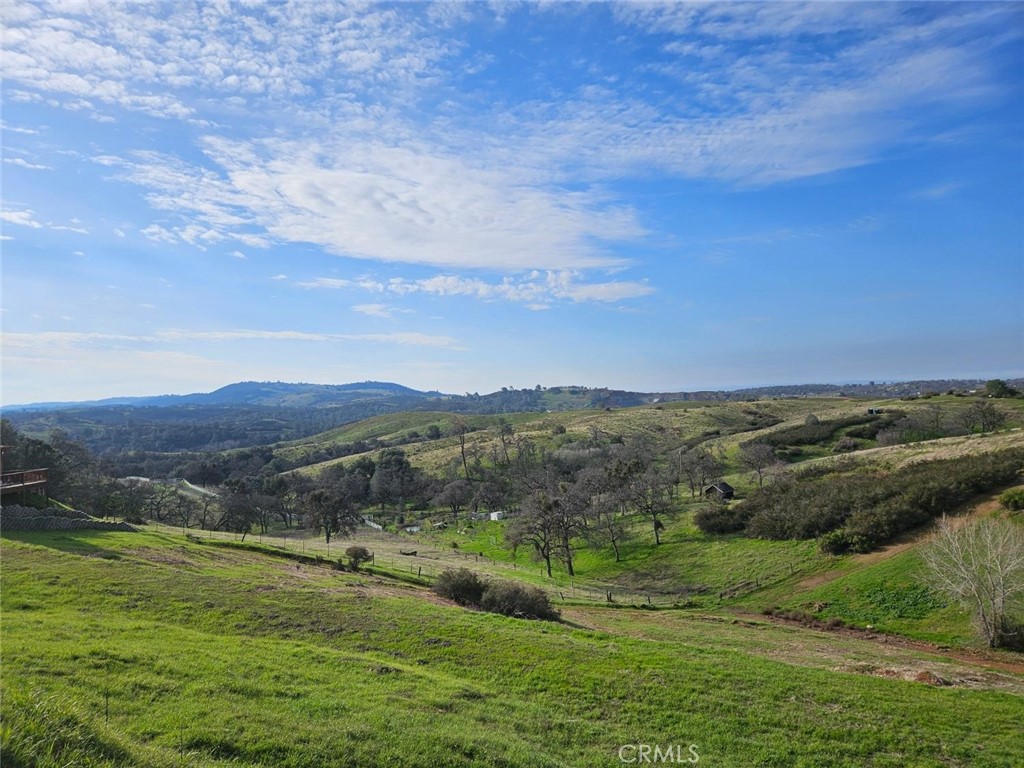 1121 Paradise Peak Road Valley Springs, CA 95252 - Photo 4 of 10 a view of an mountain with outdoor space