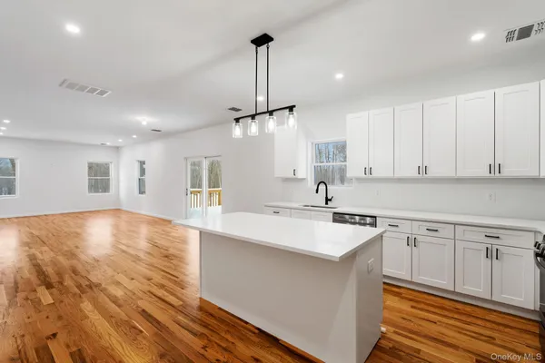 $724,999 | 28 Northern Avenue, Walden, NY 12586