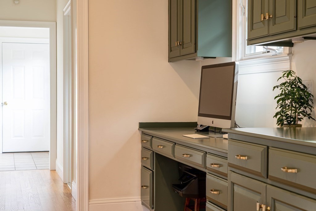 10 Maryknoll Drive Hingham, MA 02043 - Photo 12 of 38