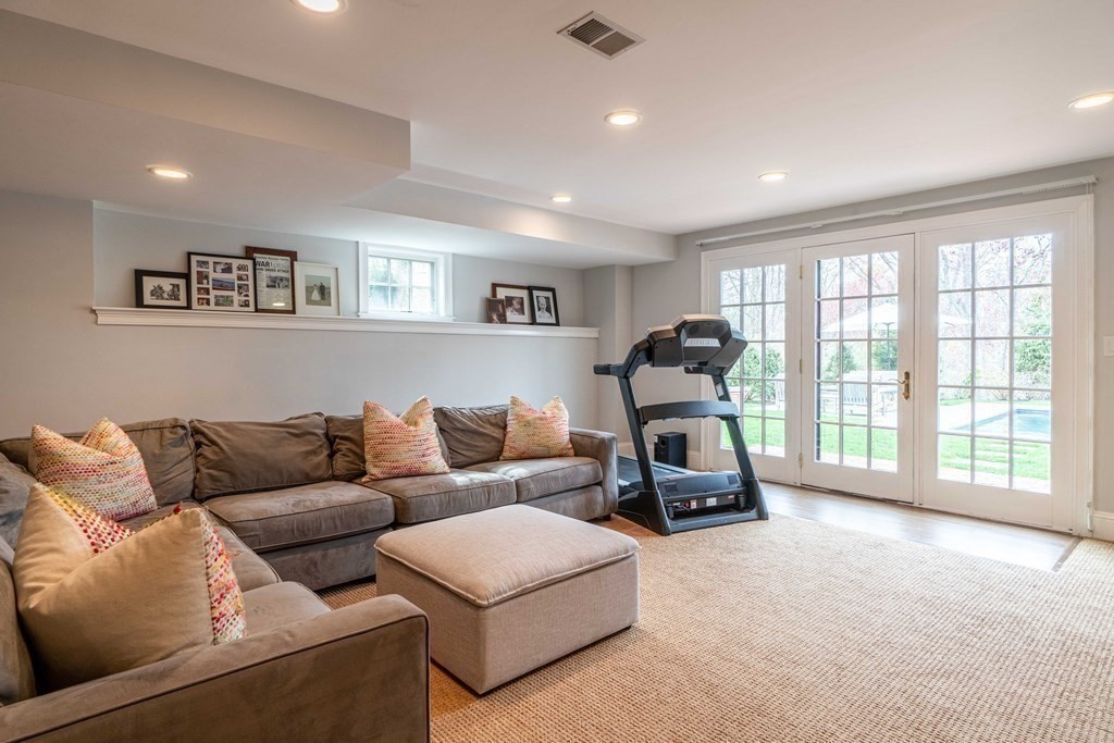 10 Maryknoll Drive Hingham, MA 02043 - Photo 23 of 38