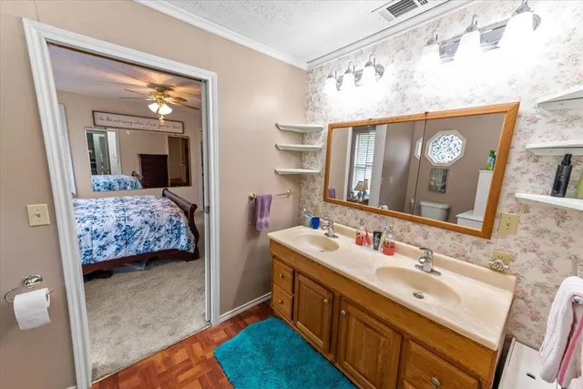 $384,000 | 158 County Road 1733, Clifton, TX 76634