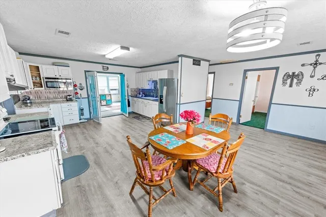 $384,000 | 158 County Road 1733, Clifton, TX 76634