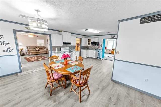 $384,000 | 158 County Road 1733, Clifton, TX 76634